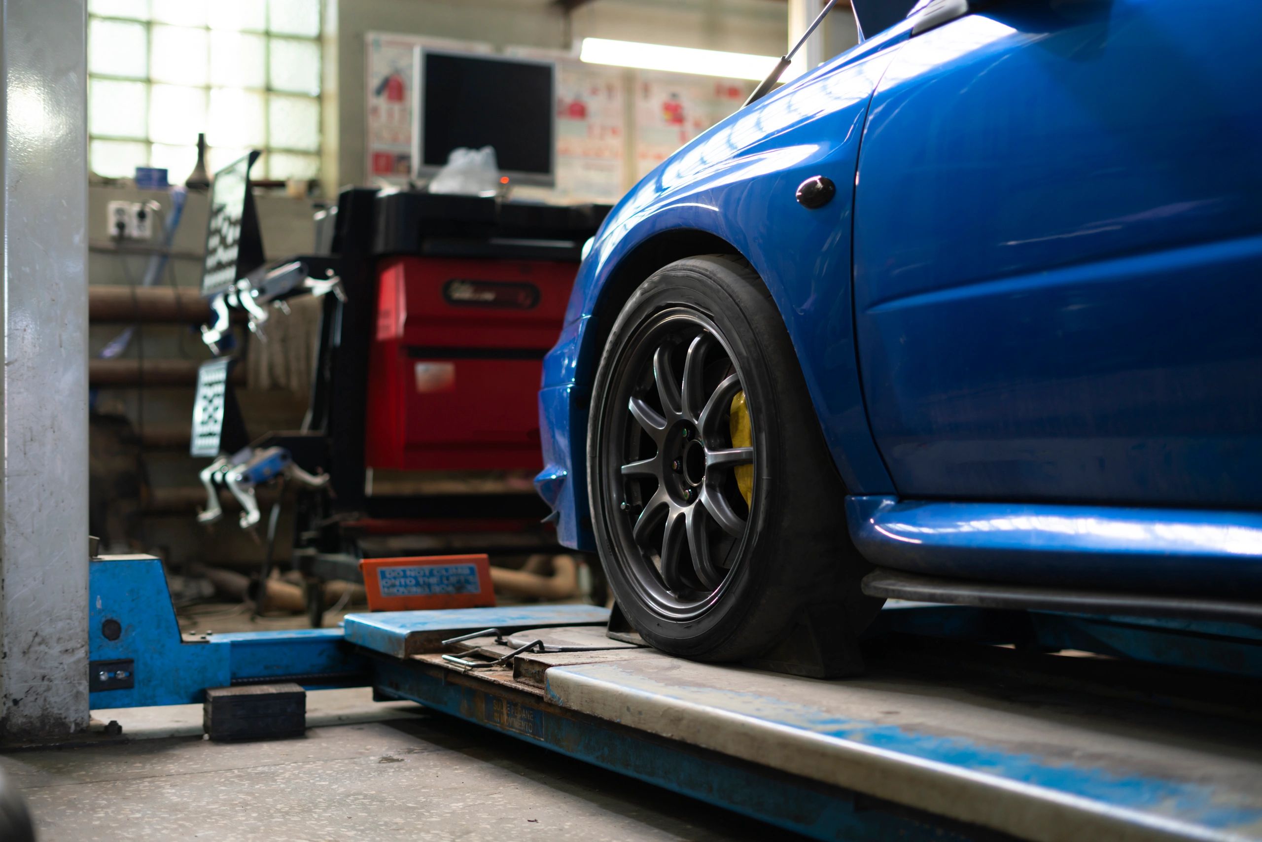 Organized auto repair tools for Japanese vehicles